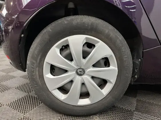 RENAULT ZOE - voiture d'occasion - Photo 25