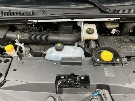 RENAULT TRAFIC FG III - voiture d'occasion - Photo 21