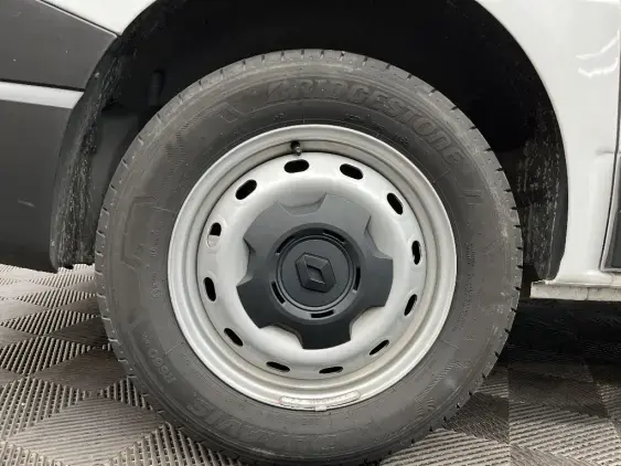 RENAULT TRAFIC FG III - voiture d'occasion - Photo 25