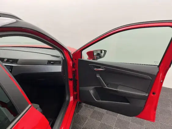 SEAT ARONA - voiture d'occasion - Photo 20