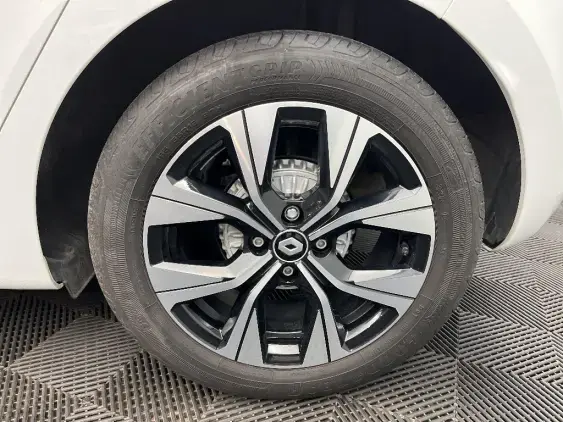 RENAULT CLIO V - voiture d'occasion - Photo 24