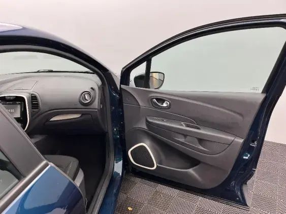 RENAULT CAPTUR - voiture d'occasion - Photo 20