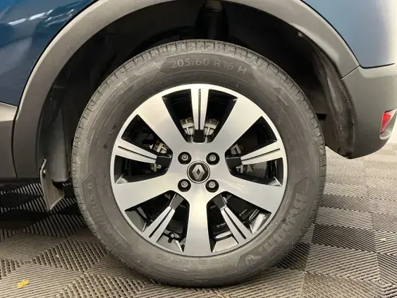 RENAULT CAPTUR - voiture d'occasion - Photo 24