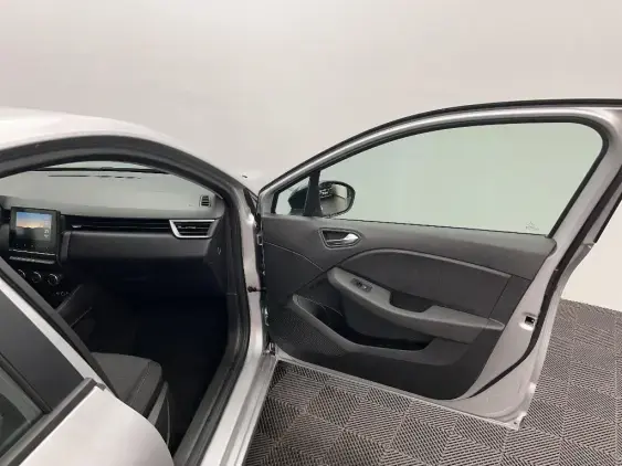 RENAULT CLIO V - voiture d'occasion - Photo 20