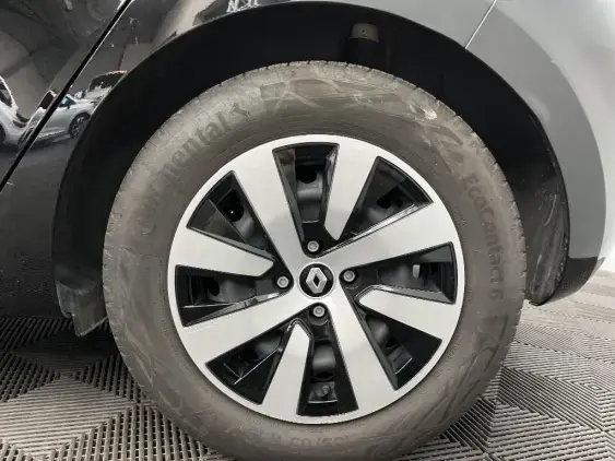 RENAULT CLIO V - voiture d'occasion - Photo 24