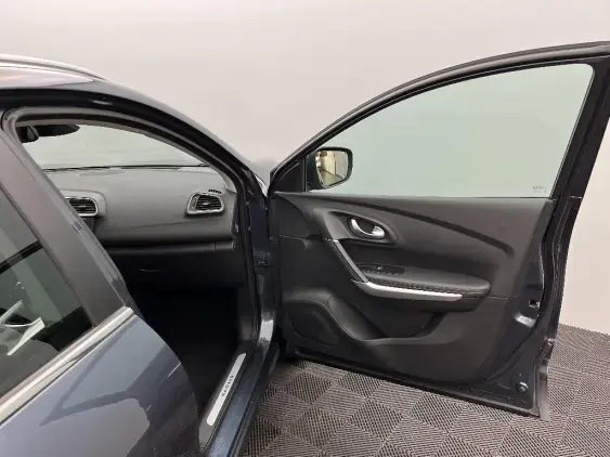 RENAULT KADJAR - voiture d'occasion - Photo 20