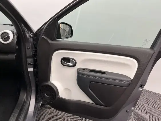 RENAULT TWINGO ELECTRIQUE III - voiture d'occasion - Photo 20