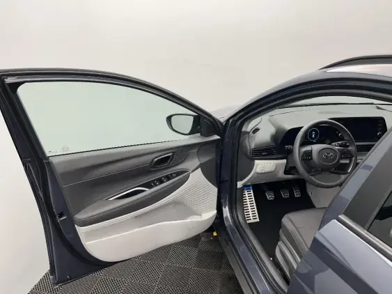 HYUNDAI BAYON - voiture d'occasion - Photo 19