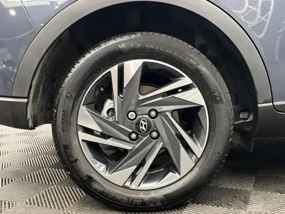 HYUNDAI BAYON - voiture d'occasion - Photo 25