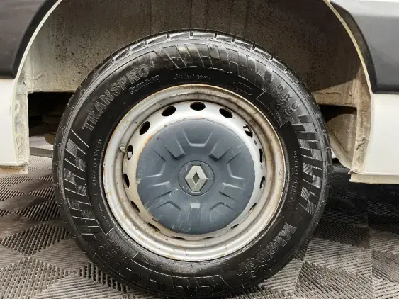 RENAULT MASTER FG III - voiture d'occasion - Photo 25