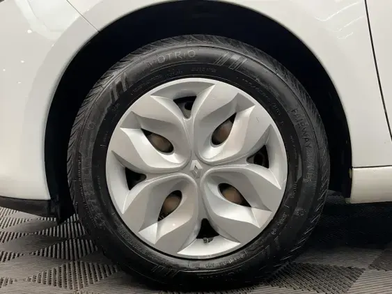 RENAULT ZOE - voiture d'occasion - Photo 23