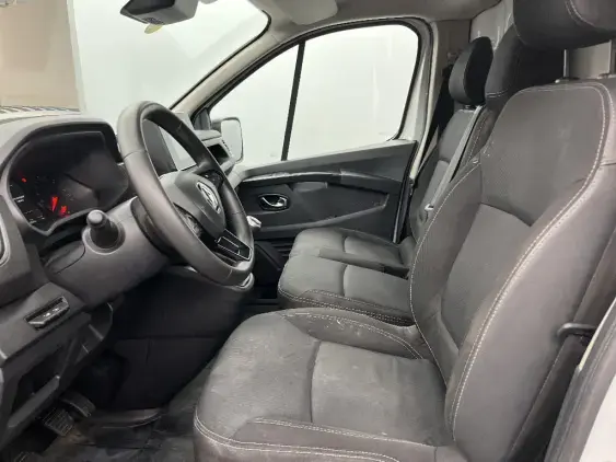 RENAULT TRAFIC FG III - voiture d'occasion - Photo 18