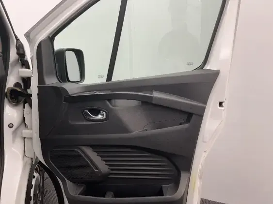 RENAULT TRAFIC FG III - voiture d'occasion - Photo 20