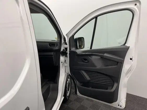 RENAULT TRAFIC FG III - voiture d'occasion - Photo 20