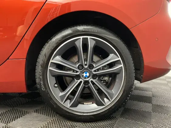 BMW SERIE 1 F40 - voiture d'occasion - Photo 24