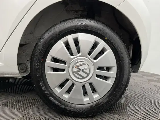 VOLKSWAGEN UP - voiture d'occasion - Photo 24