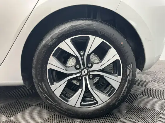 RENAULT CLIO V - voiture d'occasion - Photo 24