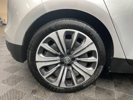 RENAULT SCENIC IV - voiture d'occasion - Photo 25