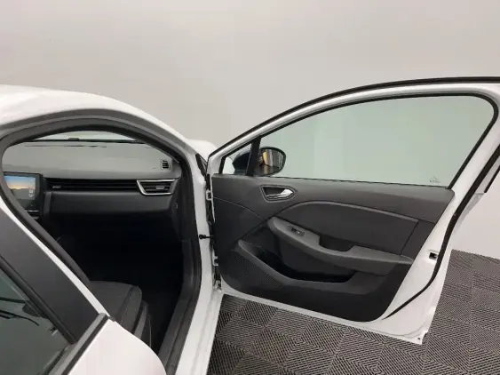 RENAULT CLIO V - voiture d'occasion - Photo 20