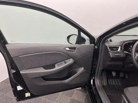 RENAULT CLIO V - voiture d'occasion - Photo 19