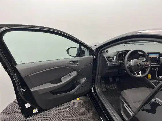 RENAULT CLIO V - voiture d'occasion - Photo 19