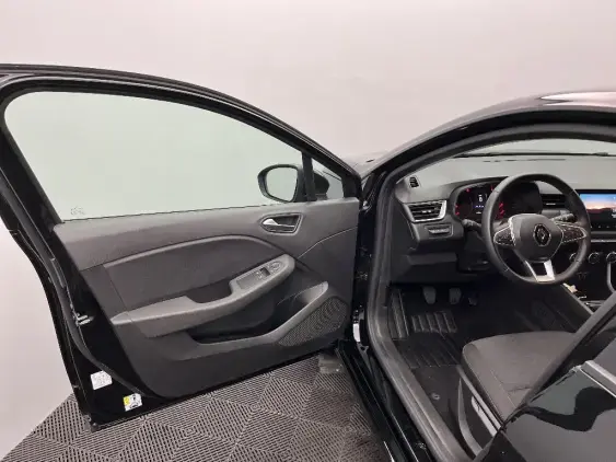 RENAULT CLIO V - voiture d'occasion - Photo 19