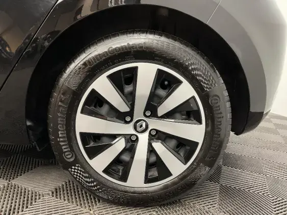 RENAULT CLIO V - voiture d'occasion - Photo 23