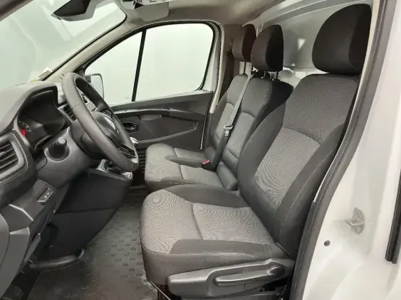 RENAULT TRAFIC FG III - voiture d'occasion - Photo 18