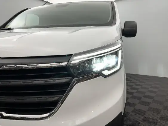 RENAULT TRAFIC FG III - voiture d'occasion - Photo 22