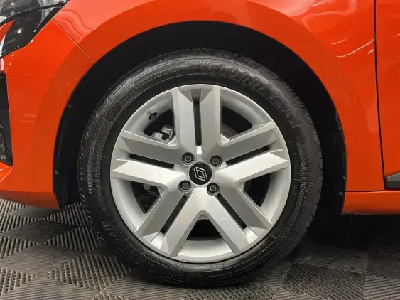 RENAULT CLIO V - voiture d'occasion - Photo 23