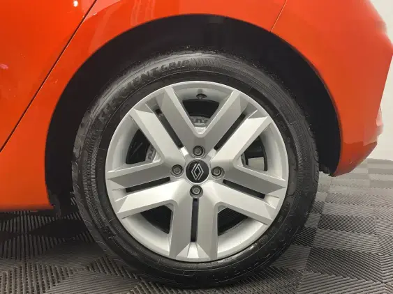 RENAULT CLIO V - voiture d'occasion - Photo 24