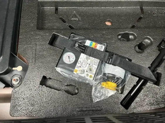 RENAULT CLIO V - voiture d'occasion - Photo 16