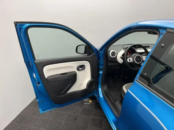 RENAULT TWINGO III - voiture d'occasion - Photo 19