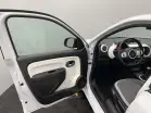 RENAULT TWINGO III - Photo 19