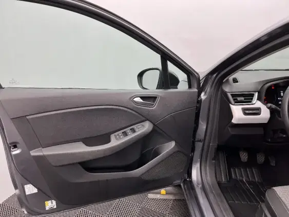 RENAULT CLIO V - voiture d'occasion - Photo 19