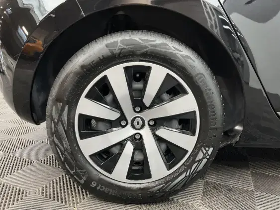 RENAULT CLIO V - voiture d'occasion - Photo 25