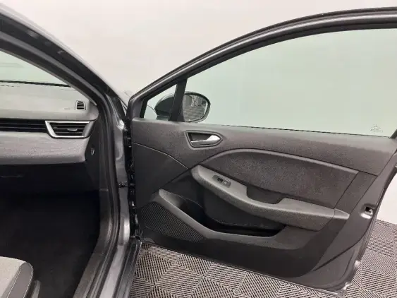 RENAULT CLIO V - voiture d'occasion - Photo 20