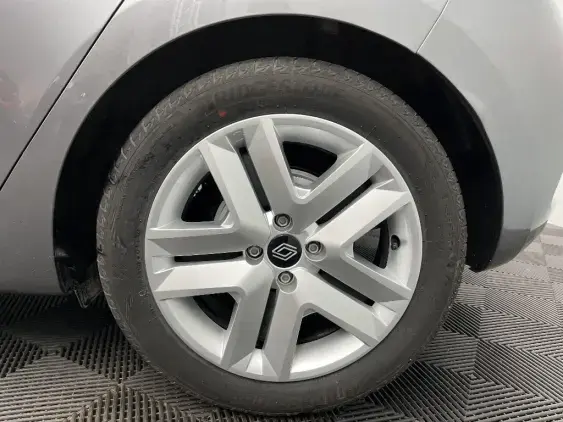 RENAULT CLIO V - voiture d'occasion - Photo 24