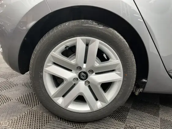 RENAULT CLIO V - voiture d'occasion - Photo 25