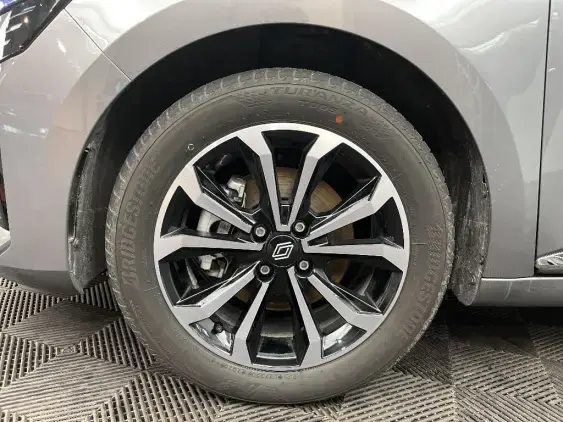 RENAULT CLIO V - voiture d'occasion - Photo 23