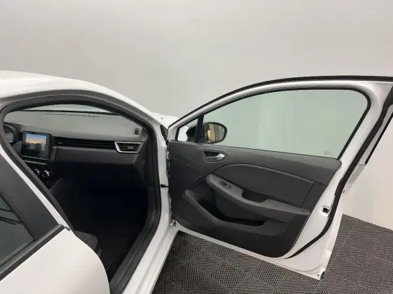 RENAULT CLIO V - voiture d'occasion - Photo 20