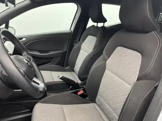 RENAULT CLIO V - voiture d'occasion - Photo 18