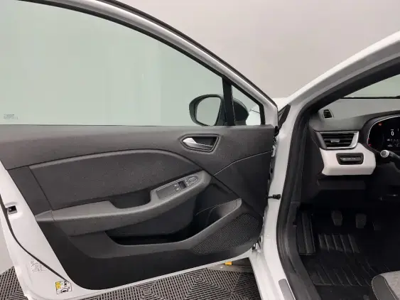 RENAULT CLIO V - voiture d'occasion - Photo 19