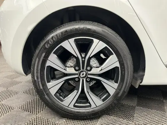 RENAULT CLIO V - voiture d'occasion - Photo 25