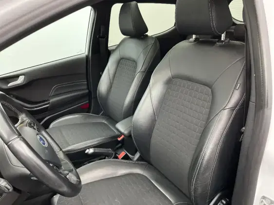 FORD FIESTA VII - voiture d'occasion - Photo 18