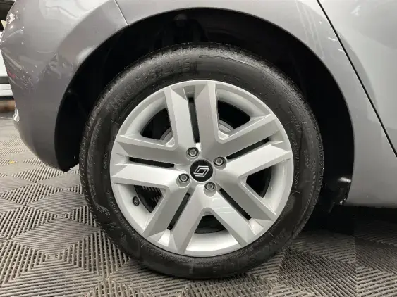 RENAULT CLIO V - voiture d'occasion - Photo 25