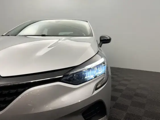 RENAULT CLIO V - voiture d'occasion - Photo 22