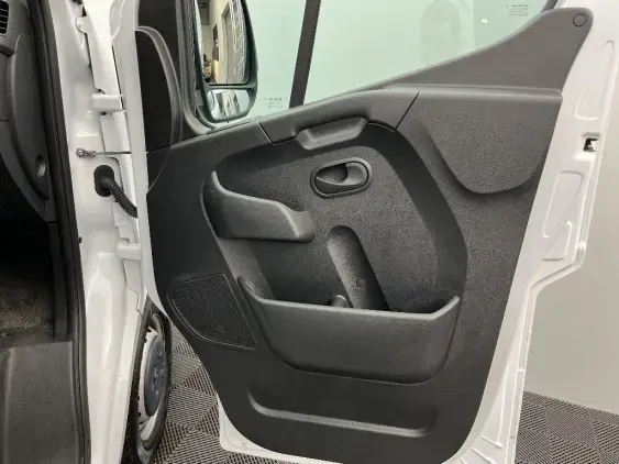 RENAULT MASTER FG III - voiture d'occasion - Photo 20