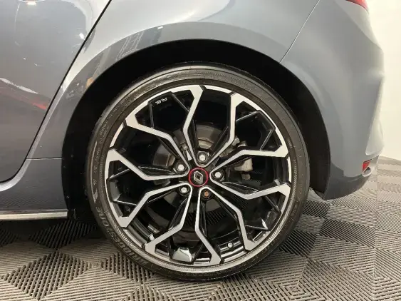 RENAULT MEGANE IV - voiture d'occasion - Photo 24