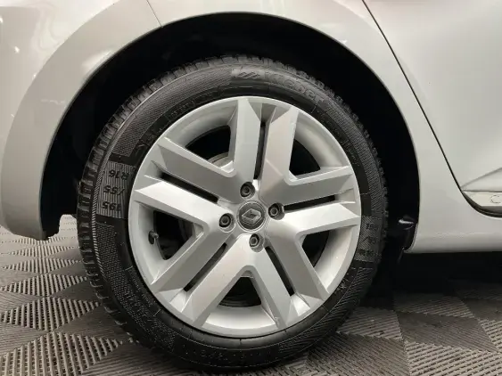 RENAULT CLIO V - voiture d'occasion - Photo 25